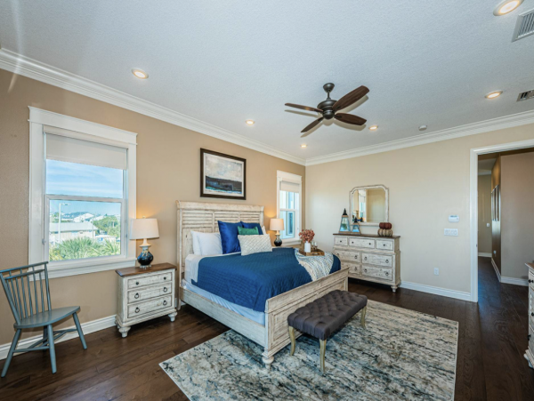 Treasure Island 6 Bedroom Home Pool & Views